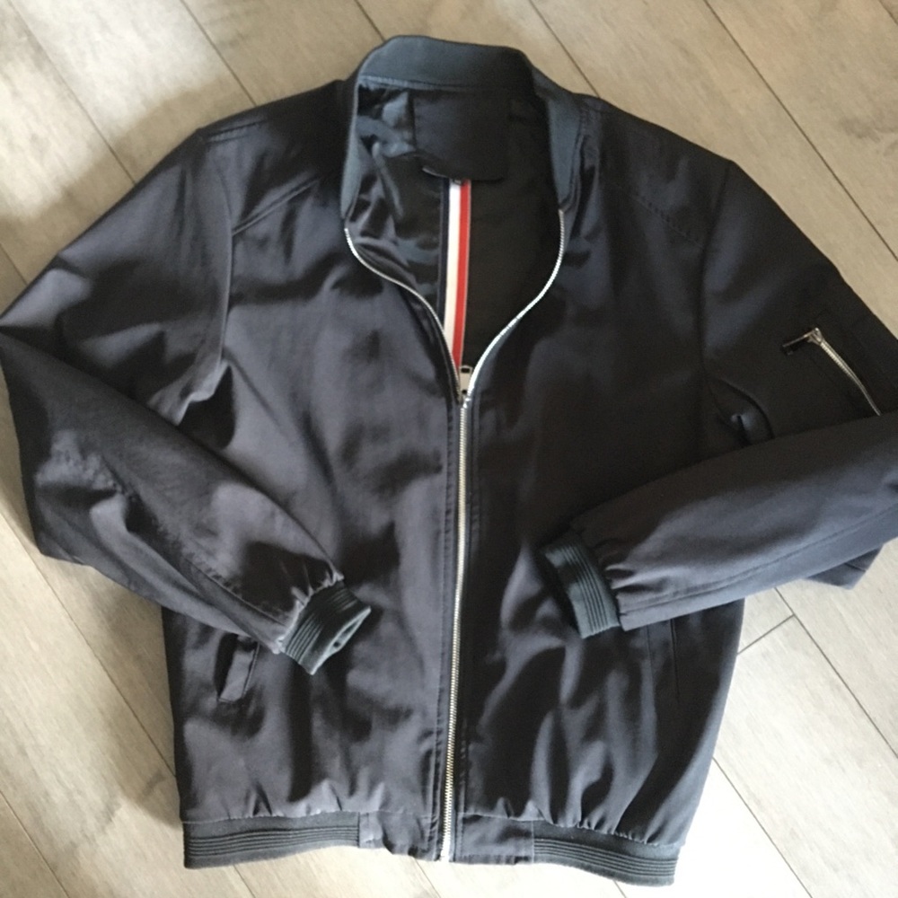 CLASSIC MEN LINED NYLON LIGHTWEIGHT BOMBER JACKET (BLACK) MEDIUM